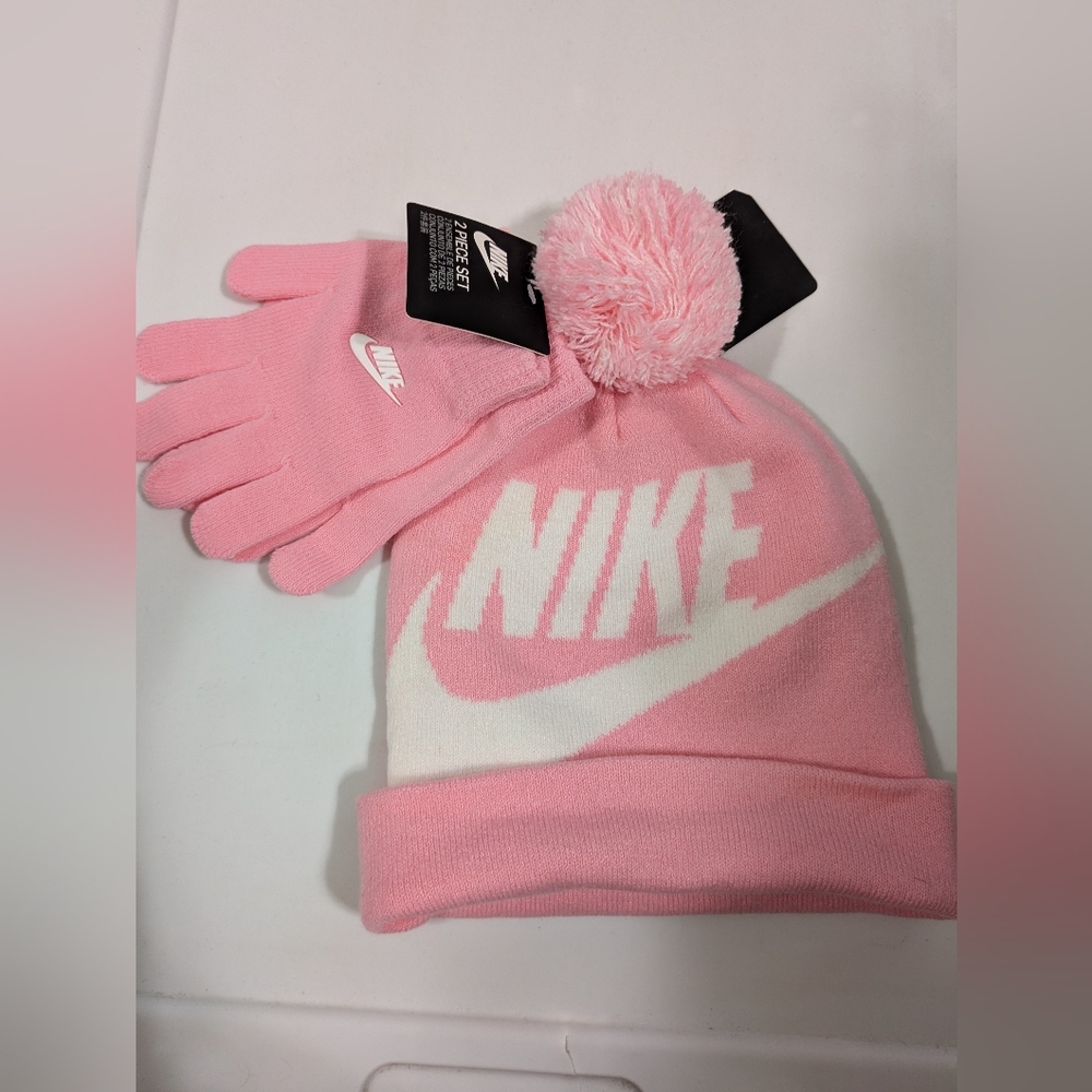 Nike Youth Bernie And Gloves Set